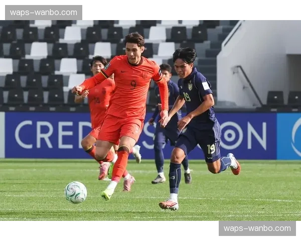 拜合拉木补时绝平 蓉城球员94分钟折射入网保住一分